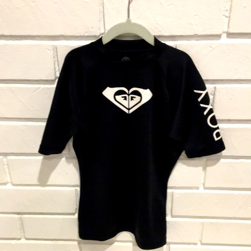 Girls Roxy Black and White Rashguard Size Small